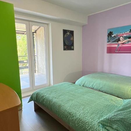 Hilltop Apartments Red & Blue Порторож Екстериор снимка