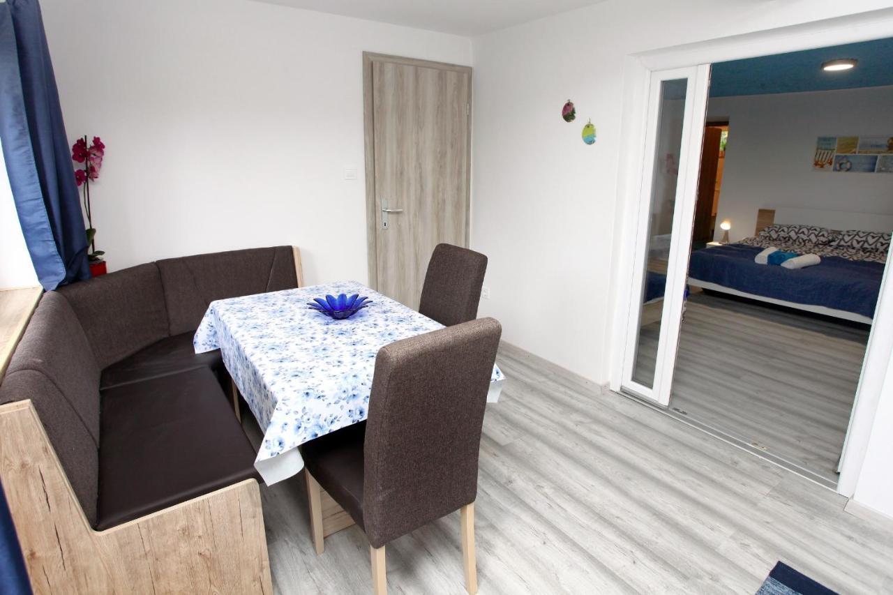 Hilltop Apartments Red & Blue Порторож Екстериор снимка